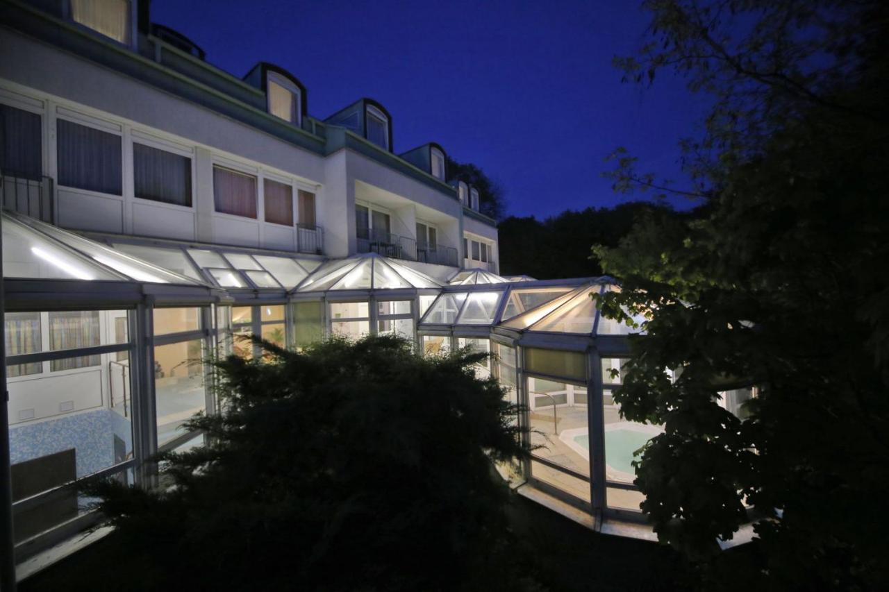 Panorama Hotel ノスヴァイ エクステリア 写真