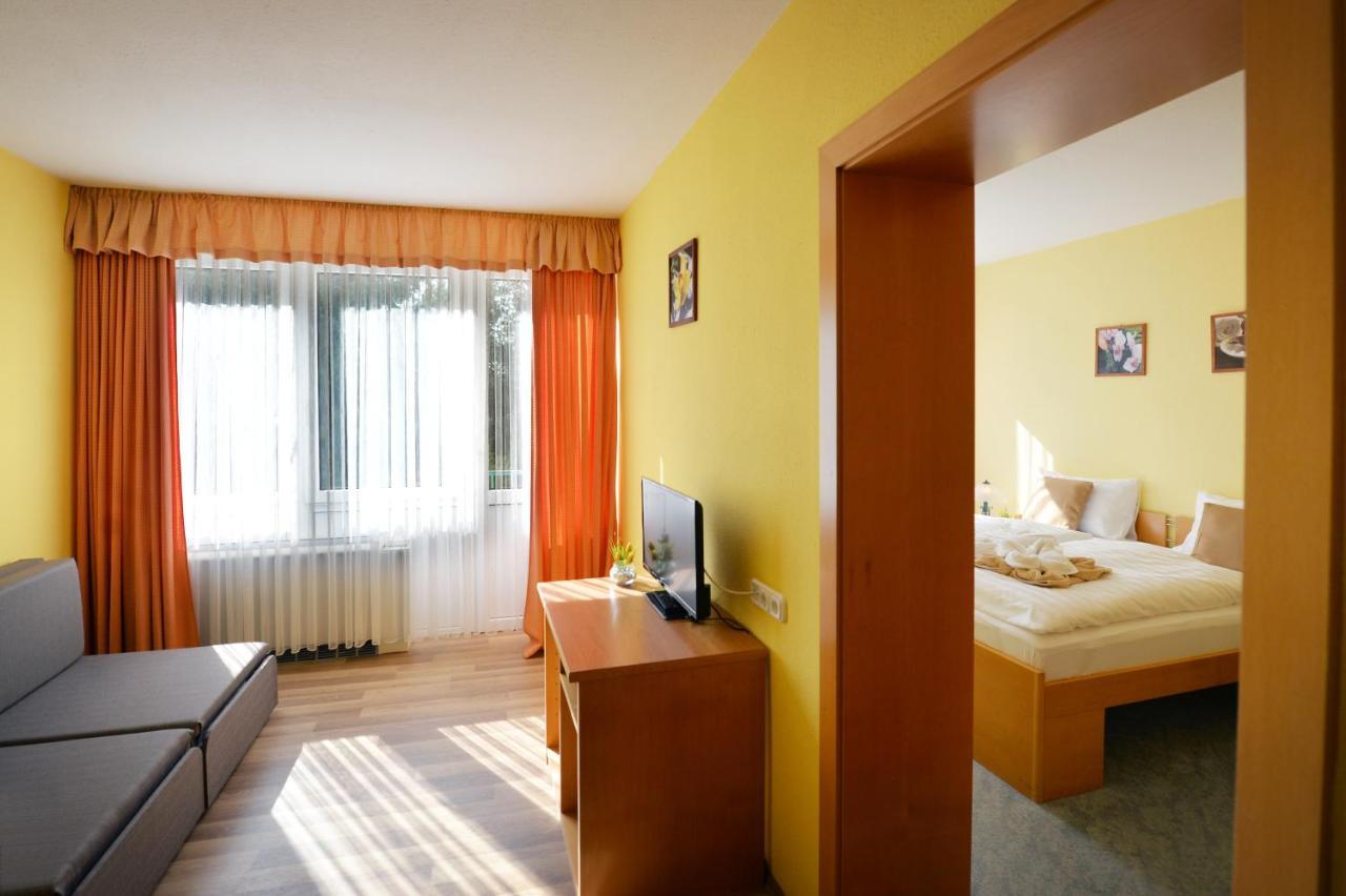 Panorama Hotel ノスヴァイ エクステリア 写真